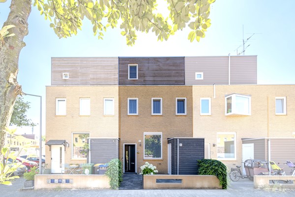 Medium property photo - Glazenmakerhof 120, 2492 RV Den Haag